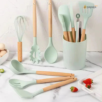 Set kuhinjskog pribora 12 delova